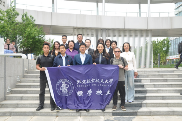 经管员工丨经管公司党委书记郑海涛带队赴天津看望员工